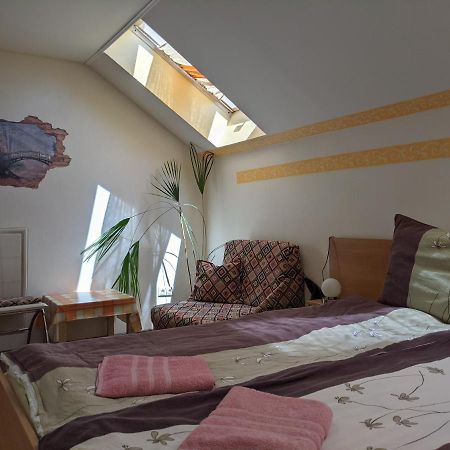 Pivnicka Pod Cachtickym Hradom Otel Čachtice Dış mekan fotoğraf