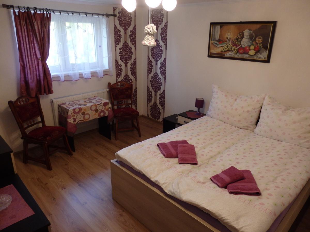 Pivnicka Pod Cachtickym Hradom Otel Čachtice Dış mekan fotoğraf